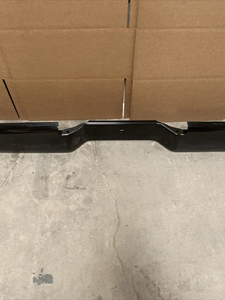 Genuine Ford Bumper Assembly 2004-2011 Ranger 4L5Z-17906-DA Foto 3 de 4