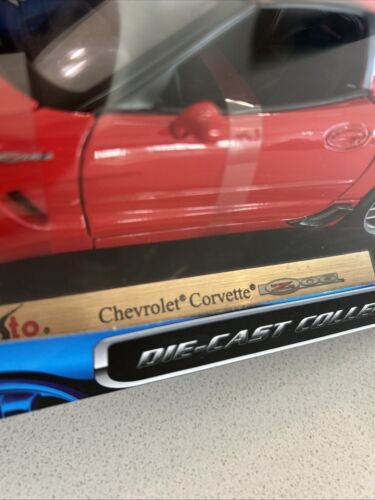 2001 Red Chevrolet Corvette Z06 special edition Maisto 1:18 scale - Picture 11 of 14