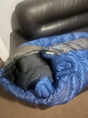 REI Igneo Waterproof 800 FP Down Sleeping Bag with Stuff Sac and Storage Sack