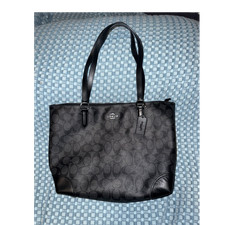 Coach Signature Tote Black/Gray Zip Closure Lined Inner Pockets Silver Hardware