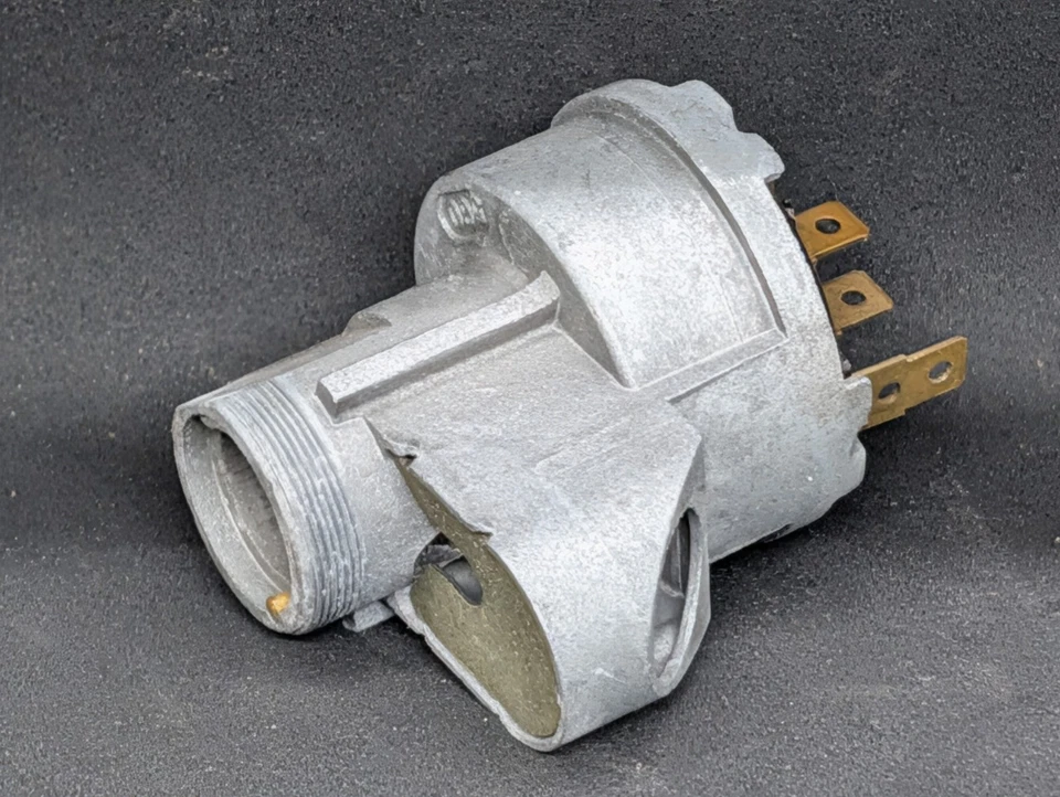 Nuevo de Lote Antiguo Chevrolet Impala 1959 Taxi Cab Interruptor de Encendido 1116560 Delco Remy Hecho en EE. UU. Foto 2 de 4