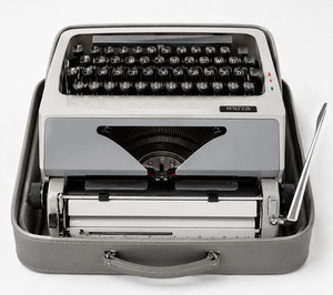 Erika Typewriter | eBay