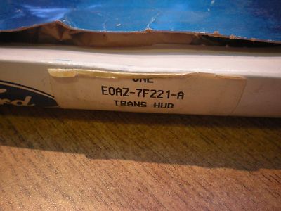 NOS 1980 - 1993 FORD MUSTANG AOD INTERMEDIATE CLUTCH RACE HUB E0AZ-7F221-A