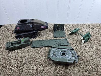 Vintage GI Joe 1983 Cobra H.I.S.S. HISS Tank 788 and misc parts LOT