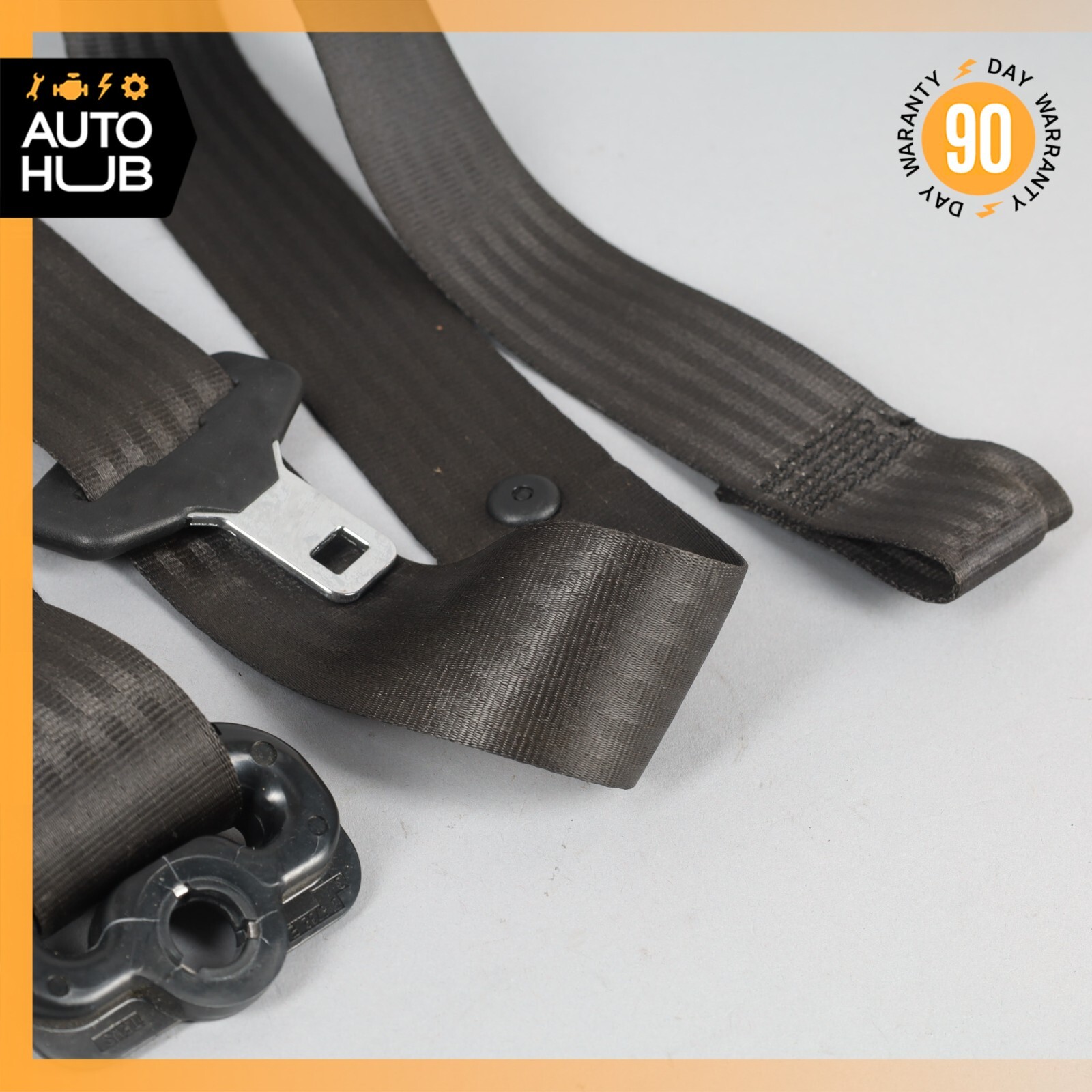 08-18 Maserati GranTurismo M145 Coupe Front Right Side Seat Belt Black OEM