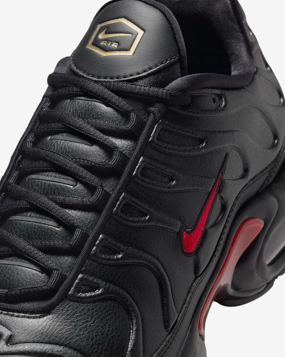 ナイキ エア マックス プラスnike BLACK/UNIVERSITY RED Nike Air Max Plus Black Red | EU 47 US 12.5 | Brand New in