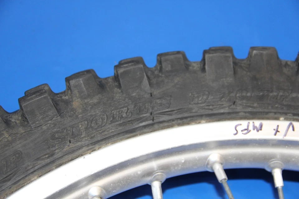 96-07 CRF250R CR250R CR125R 2005 llanta delantera radios centrales buje husillo rotor Foto 4 de 4