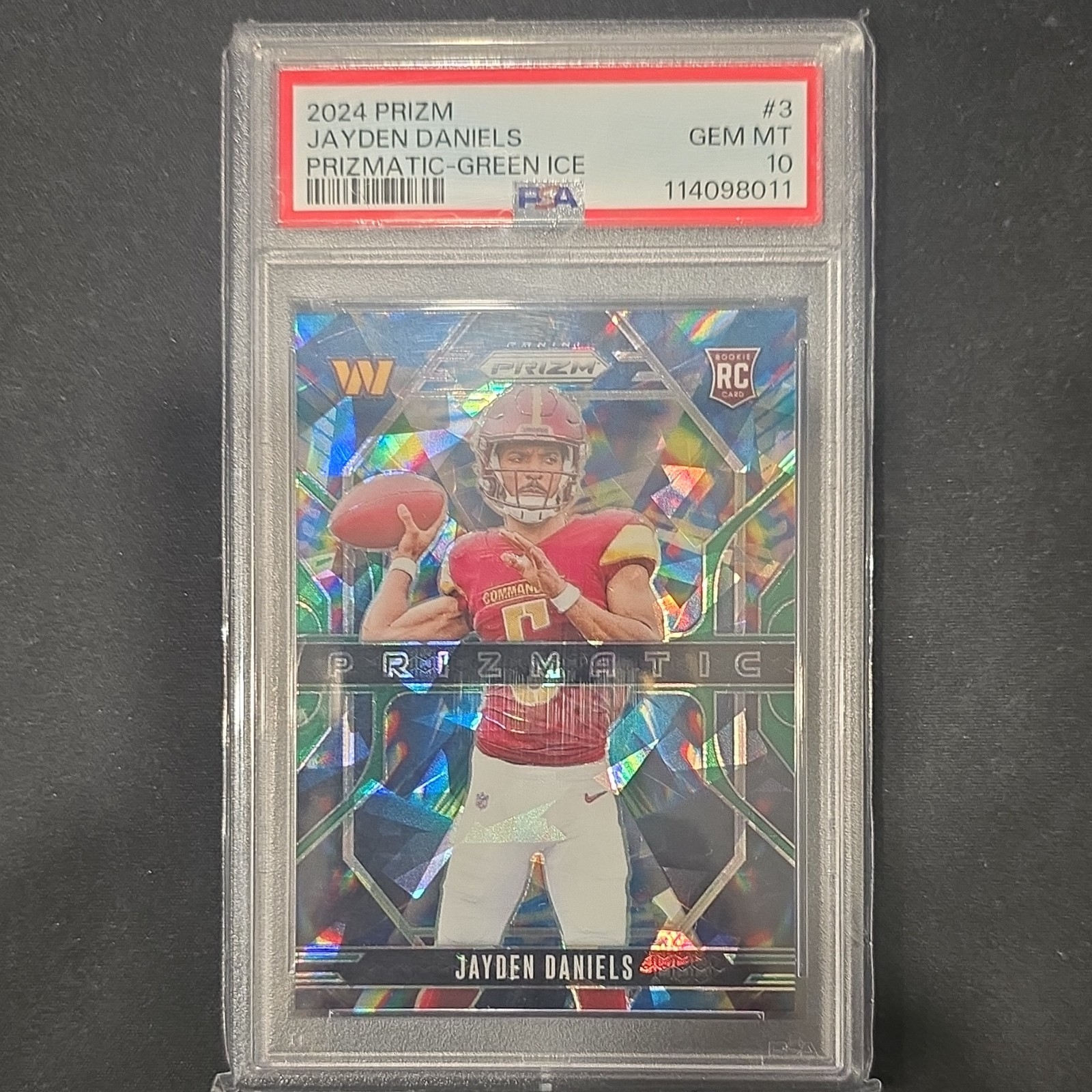 Panini 2024 Prizm Prizmatic Green Ice Jayden Daniels #3 PSA 10 Rookie