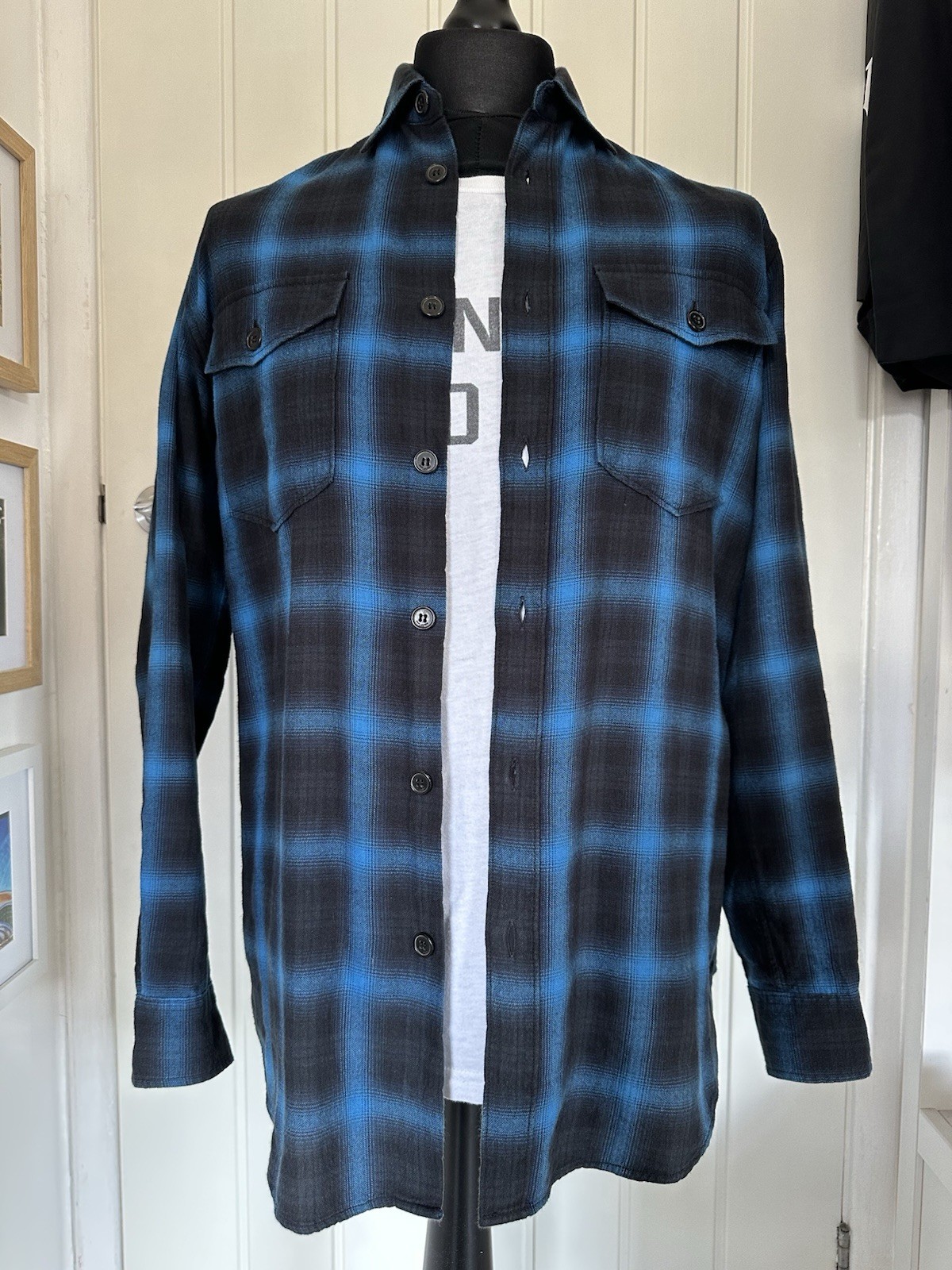 Camicia a quadri Yves Saint Laurent YSL blu elettrico e nero. Taglia M.