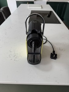 Nespresso Magimix Pixie M110 Schwarz & Gold Kaffeepadmaschine GETESTET Vollständig