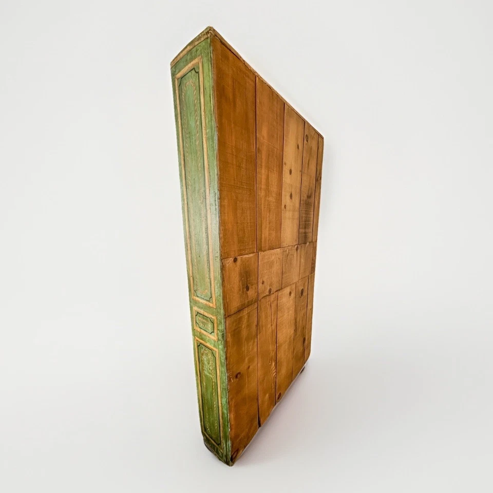 Vitrina pintada provincial toscana siglo XVIII Italia c.1780 91"H azul verde Foto 3 de 4