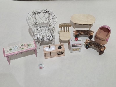 Random Toy Dollhouse Furniture Lot Z Hasbro No Brand
