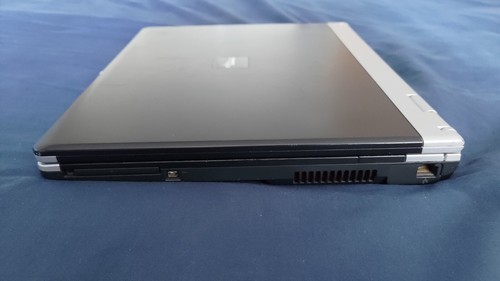Fujitsu Amilo Pro V2030 Vintage Win XP Laptop Celeron M 360 2GB RAM 120GB HDD - Picture 12 of 22