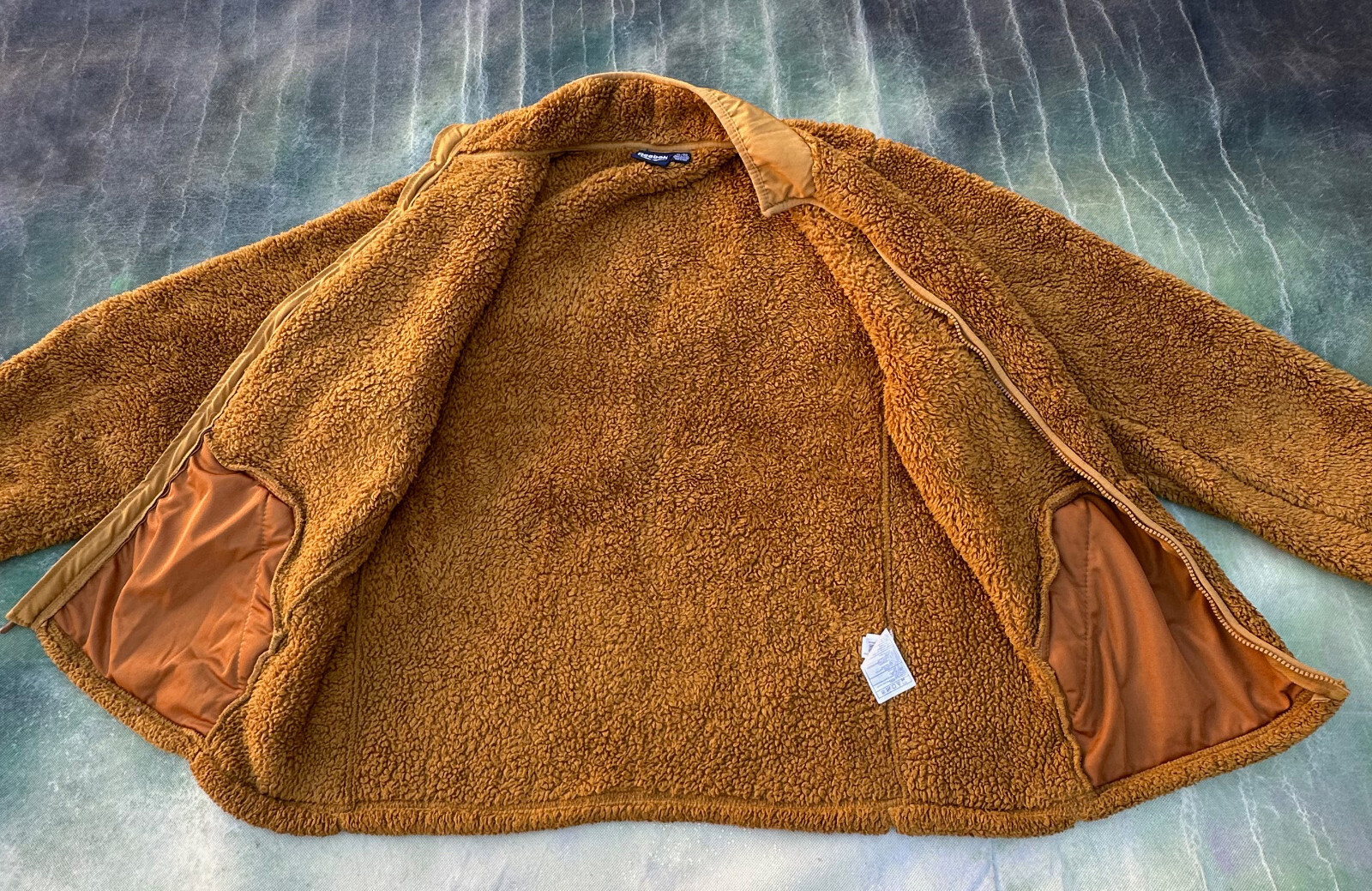 Vintage RARE Reebok Men's Brown Full Zip Jacket Size XL. image 4