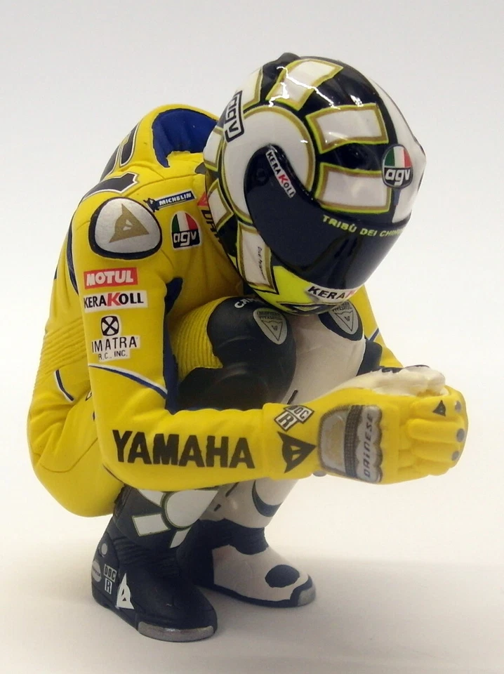 Minichamps 1/12 Scale 312 060046 Valentino Rossi Figurine Sitting Moto GP 1996 - Image 4 of 4