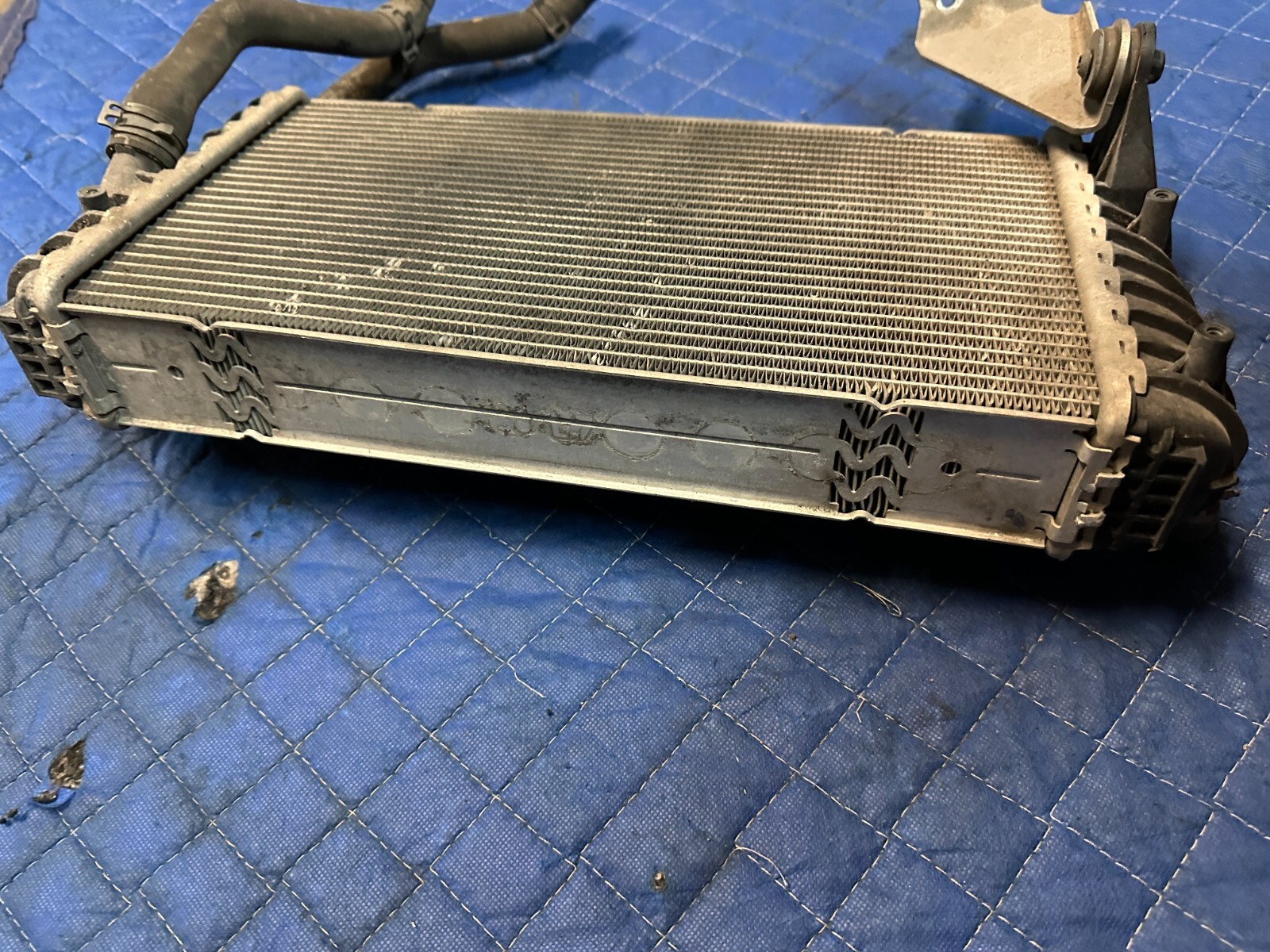 2018 AUDI R8 PLUS V10 REAR RIGHT PASSENGER RADIATOR 4S0 121 212 B 4S0121212B