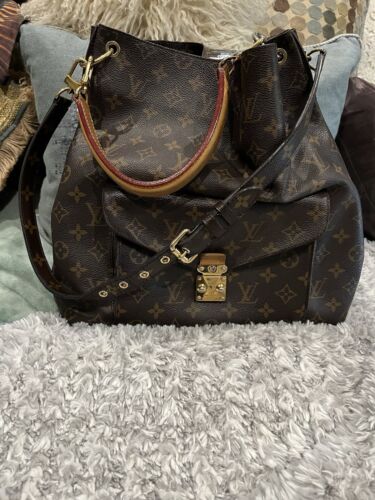 Authentic Louis Vuitton Métis Hobo purse Brown Canvas/ Leather Awesome Deal!