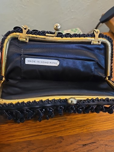 Vintage Made in Hong Kong Beaded Sequin Clutch Black Gold Chain in box - Picture 2 of 5