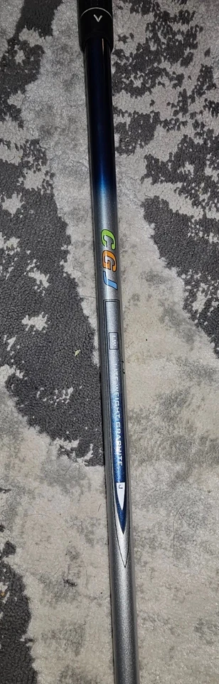 Cleveland CGJ Junior Driver  22°  Right Hand 29.5 Inches  - Image 3 of 4