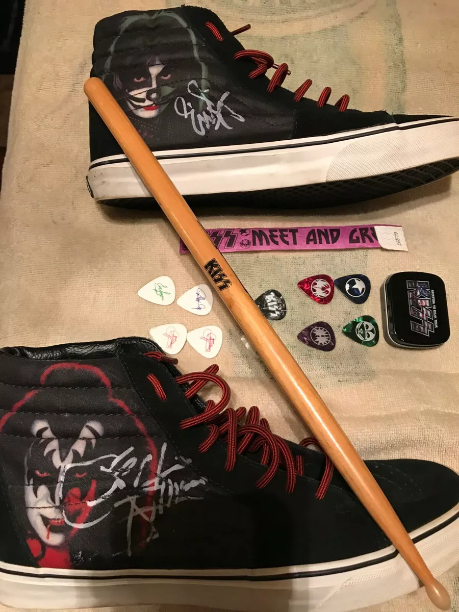 Vans kiss sale shoes