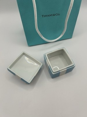TIFFANY & CO BLUE BOX WHITE BOW TRINKET BOX PORCELAIN GIFT 2
