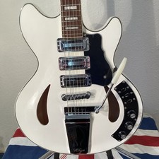 Electric Guitar Vintage  (REVO VRS550AW) RRP £750 1/2 RRP