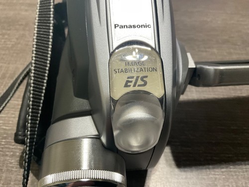 Panasonic PV-L353D L353 Palmcorder VHS-C Video Camcorder w/ Charger - WORKS! - Picture 9 of 12