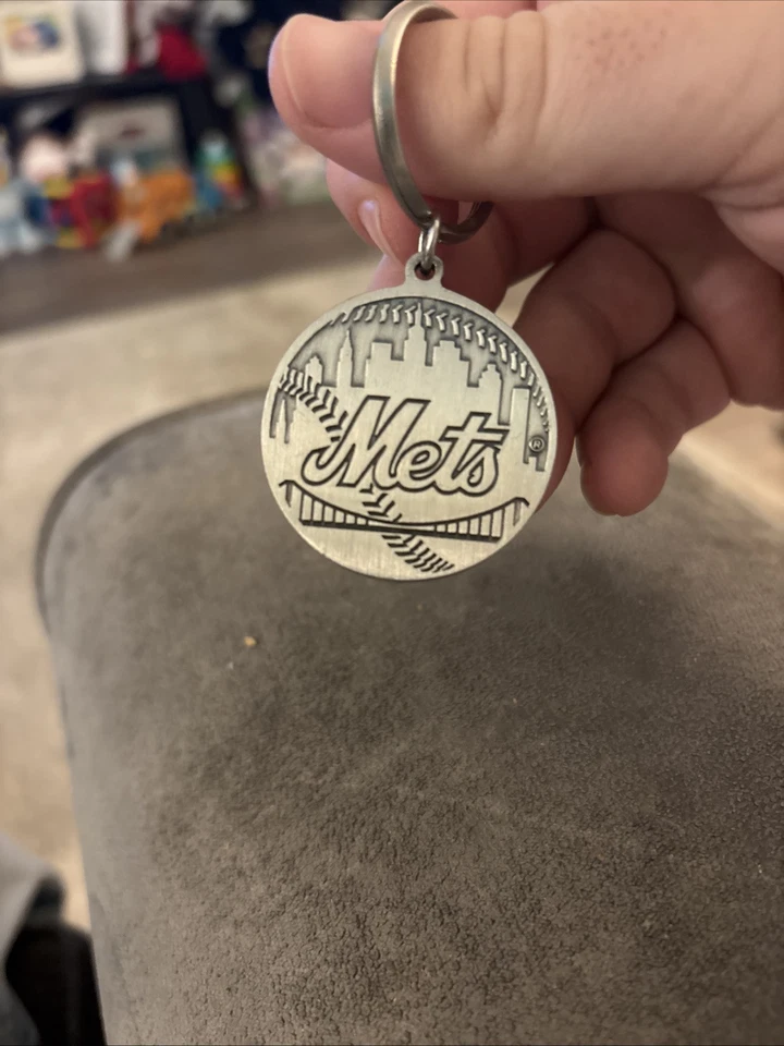 New York Mets Citi Field Groundbreaking Pewter Key Chain - Nov 13, 2006 - MINT - Image 2 of 2