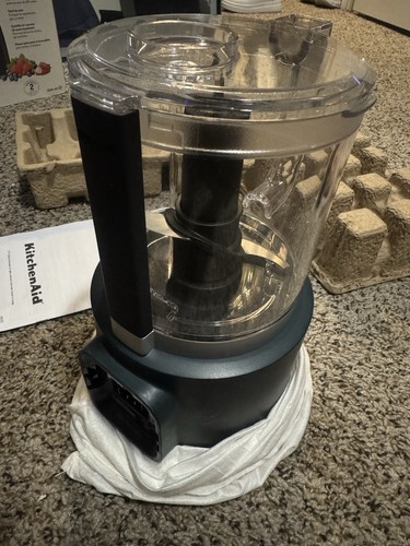KitchenAid inalámbrico 5 tazas picadora de alimentos hogar y mano magnolia - KFCB519TSEO - Imagen 4 de 5
