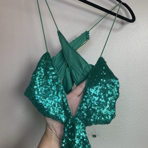 Hello Molly Wanna Know How You Feel Sequin Mini Tie Back Cut Out Dress 4 Green - Picture 5 of 12