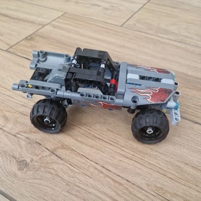 LEGO Technic 42090 Getaway Truck