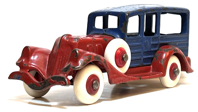 Hubley Cast Iron "Woodie" Sedan, Large Size w/ New Tires