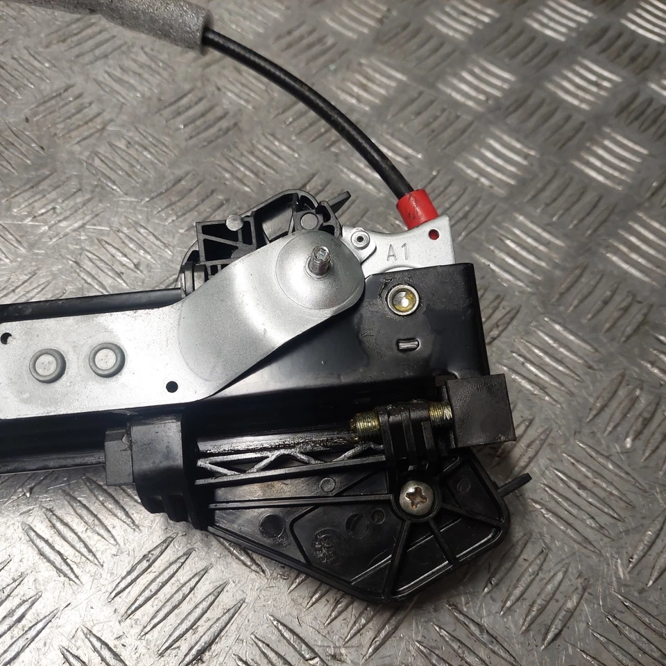 Mitsubishi Colt CZC2 MK6 2008 N/S rear window regulator passenger left side - Image 2 of 4