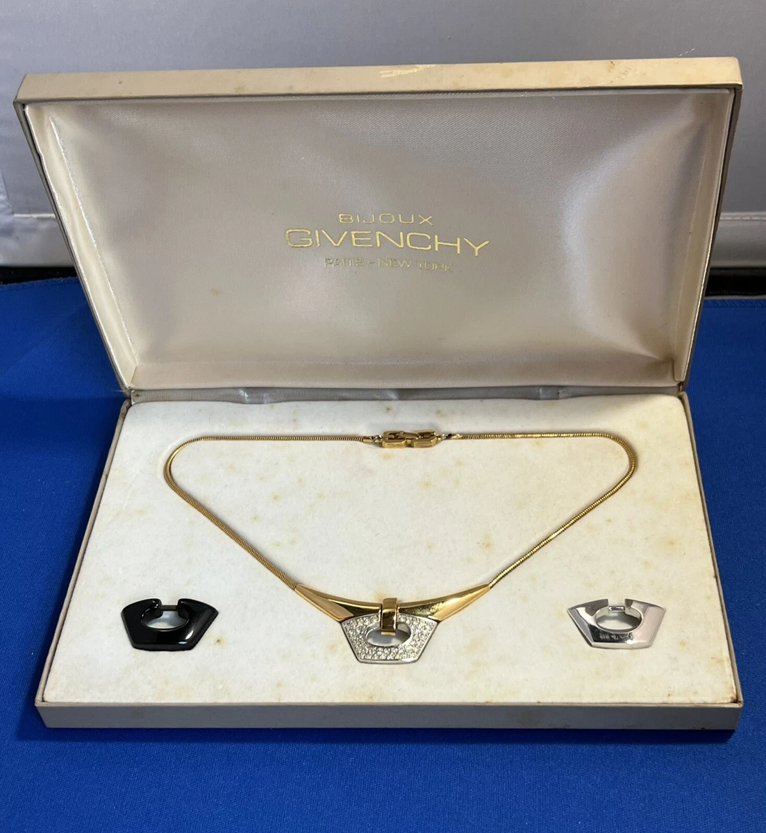 Bijoux givenchy deals necklace
