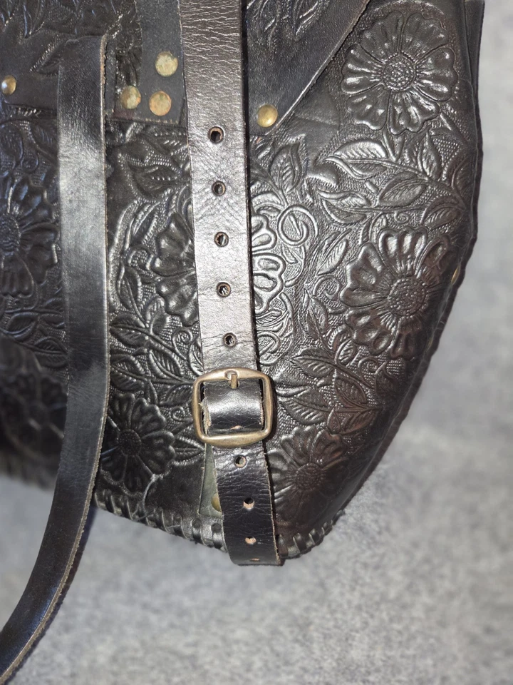 VTG Hand-tooled Leather Sugar Skulled Backpack - Photo 3/4