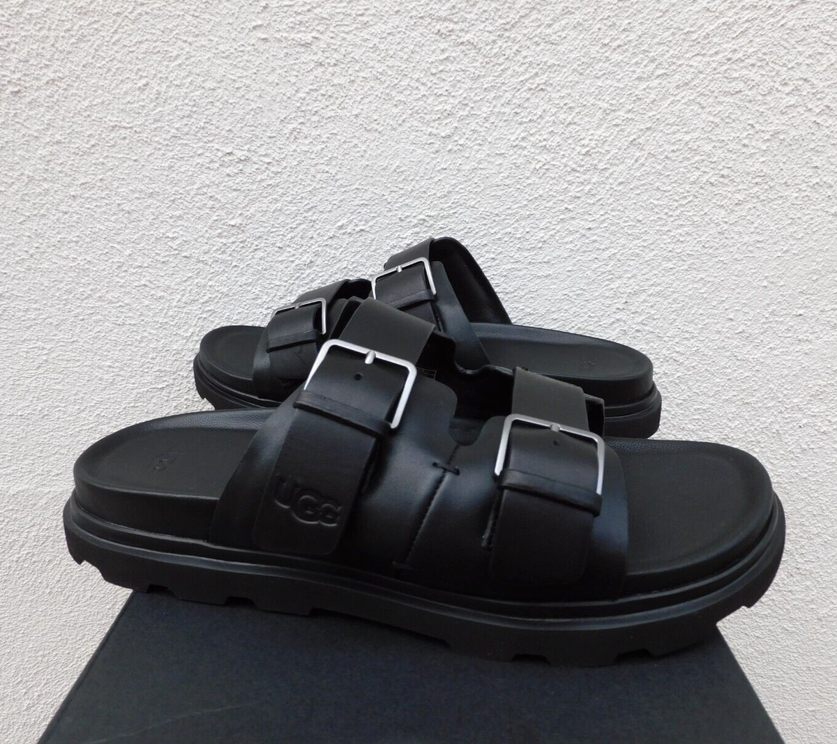 UGG CAPITOLA BUCKLE SLIDE 26㎝ 美品 s-l1200.png
