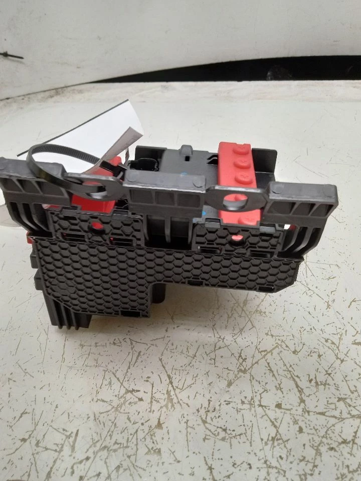 2021 BMW M850i Coupe G15 Positive Battery Terminal Box 9390865 | eBay