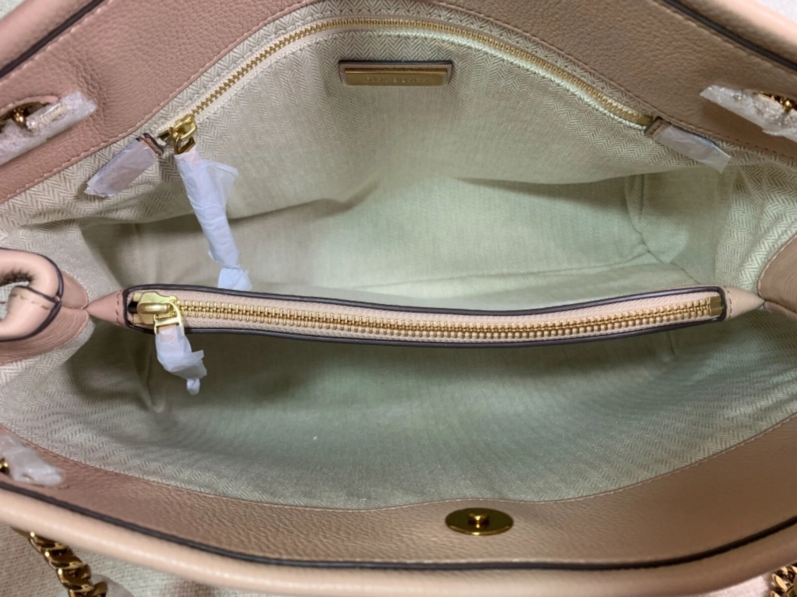 NUOVA Tory Burch Devon Sand Kira borsa con ciottoli borsa con cinturino a catena in pelle beige