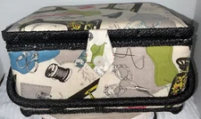 Vtg Singer Sewing Box Padded Exterior Singer Graphics Handled With Notions SG1