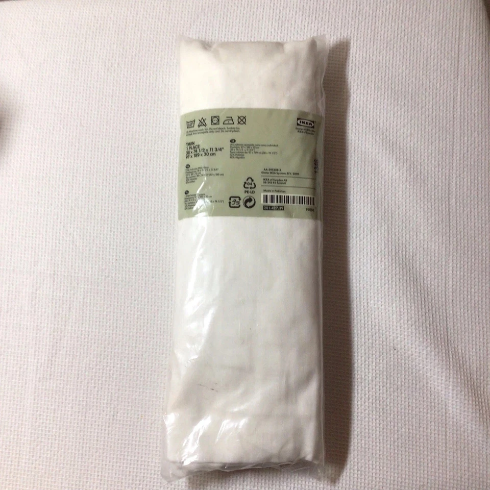 IKEA Knoppa white fitted twin sheet cotton polyester new in package 38x74.5x11.7 - Image 3 of 4
