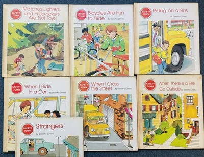 Vintage 1980 s Firecrackers Children s  SAFETY TOWN HC 7 Vols. Weekly Reader LOT