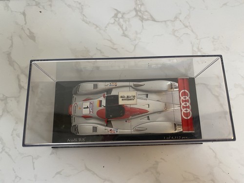 Minichamps 1:43 Audi R8 Winner 24 Hours/Stunden Le Mans 2001 Limited Modelcar - Bild 4 von 9