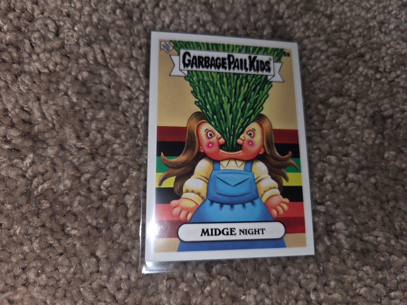 219: 2025 TOPPS Garbage Pail Kids OH THE HORROR-IBLE WAVE 1 MIDGE Night #5a