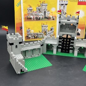 Vintage LEGO Set 6080, King's Castle, 100% Complete w/ Box & Instructions