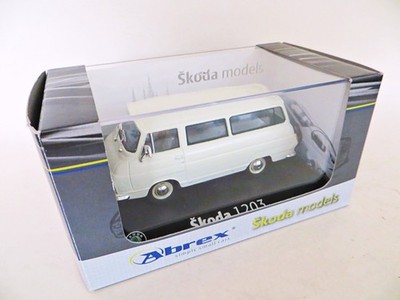 ABREX 'SKODA 1203 MIKROBUS/KLEINBUS/VAN'. EISWEISS. 1:43. MIB/BOXED