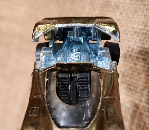 Hot Wheels Redline metallic Gold/ olive McLaren M6A, 1968 - Picture 7 of 10