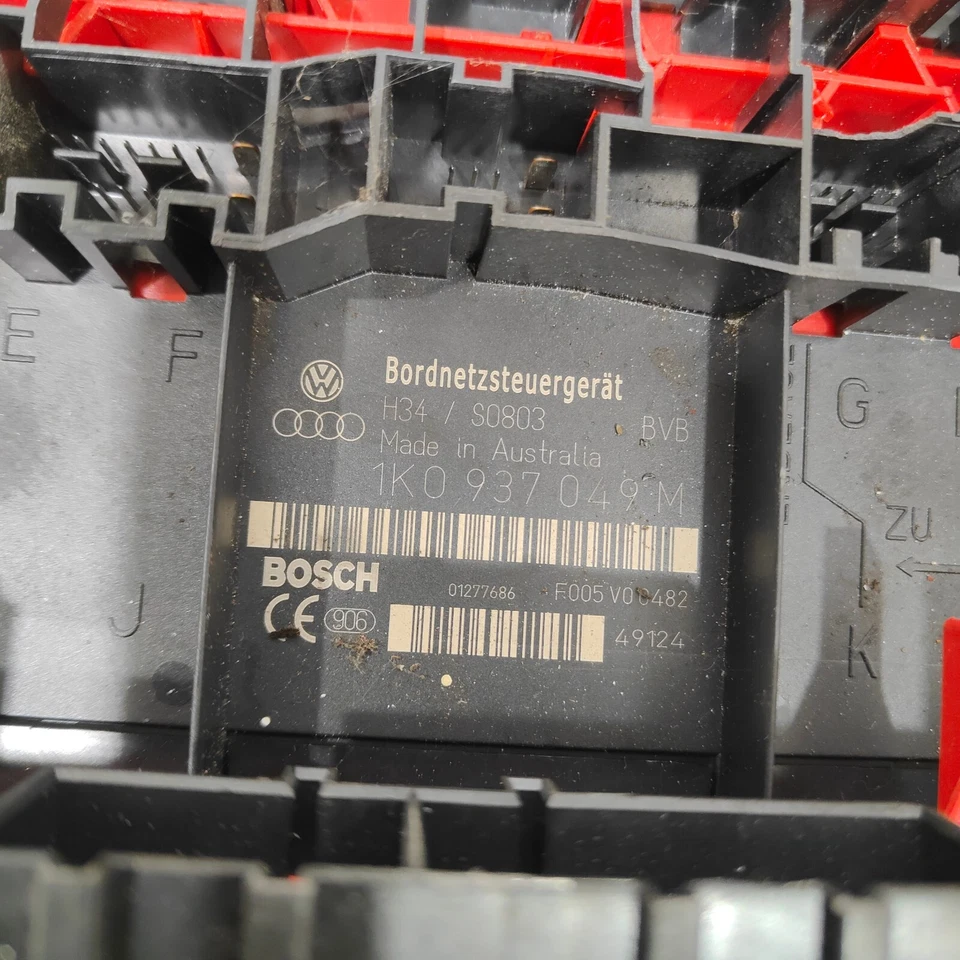 2005 VOLKSWAGEN GOLF MK5 КУЗОВА УПРАВЛЕНИЯ MIODULE 1K0937049M #1 - Изображение 3 из 4