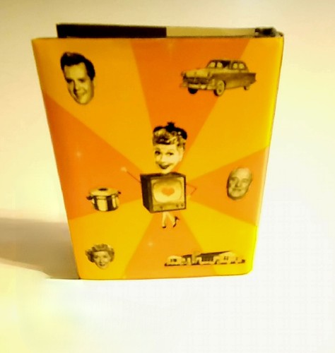 I Love Lucy Mini libro con copertina rigida 31/2" - Foto 2 di 4