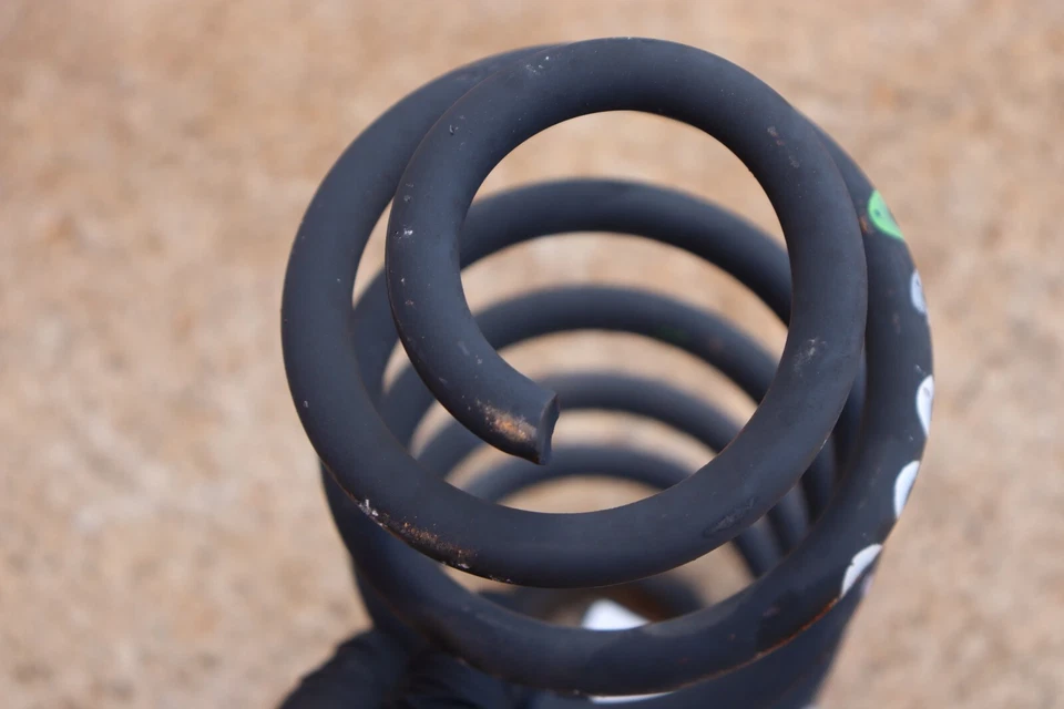 AUDI S5 A5 2008-2017 SUSPENSIÓN TRASERA IZQUIERDA MUELLE HELICOIDAL OEM Foto 3 de 4