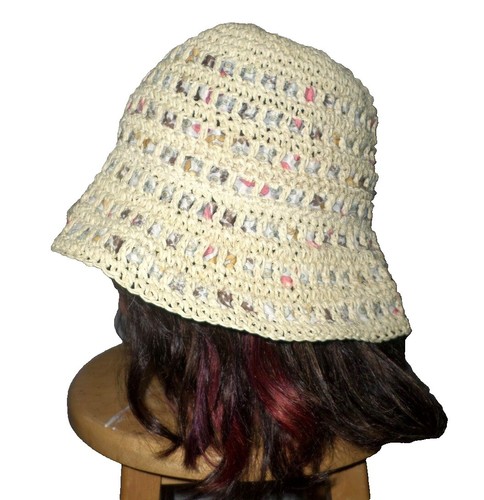 $970 FENDI Women display picture 1